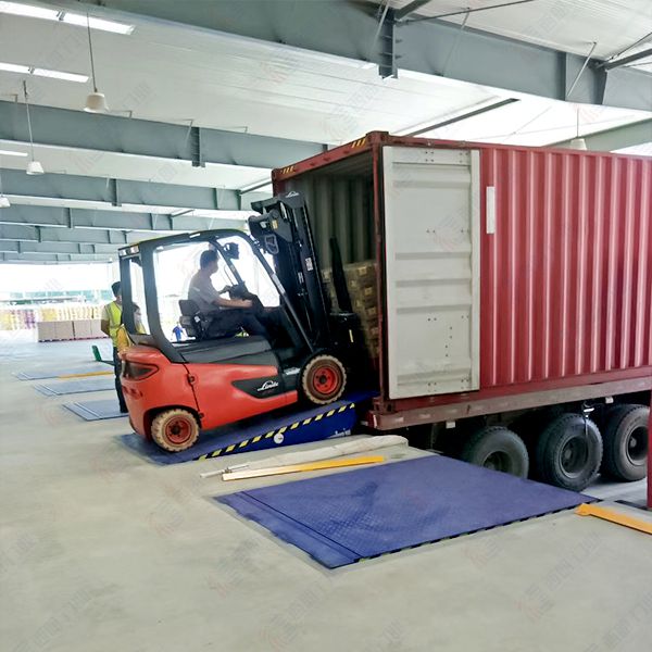 集装箱卸货平台